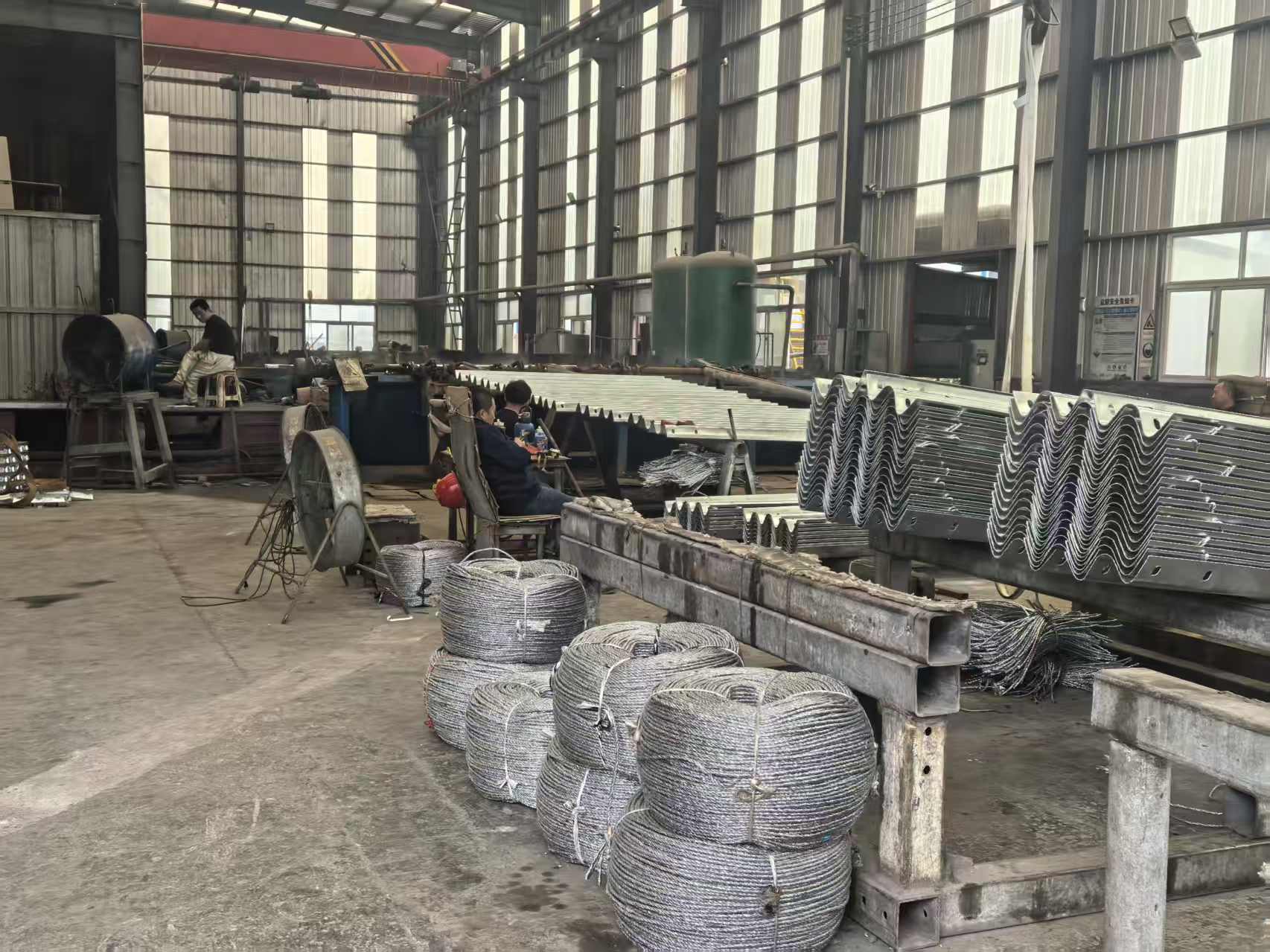 唐山市热镀锌波形护栏三波波形护栏 - 哪里好